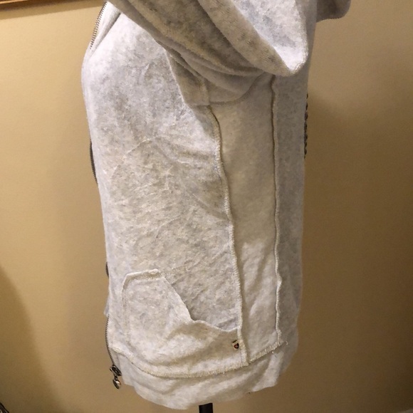 🩶Twisted Heart terry cloth heart embellished back classic zip up hoodie - Picture 5 of 13